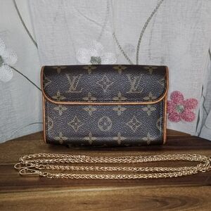 Authentic Louis Vuitton Vintage Monogram Florentine Pochette Bum Bag Belt Bag